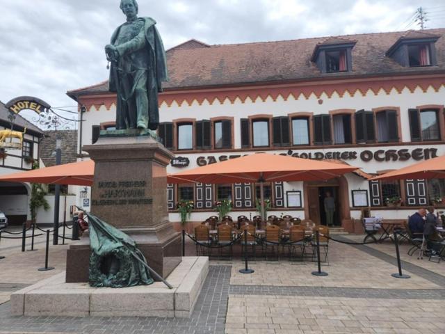 Hotel Zum Goldenen Ochsen ไมคัมเมอร์ ภายนอก รูปภาพ