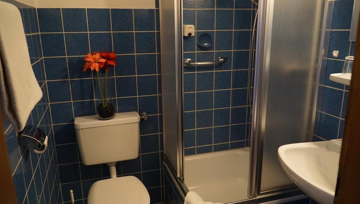 Hotel Zum Goldenen Ochsen ไมคัมเมอร์ ภายนอก รูปภาพ