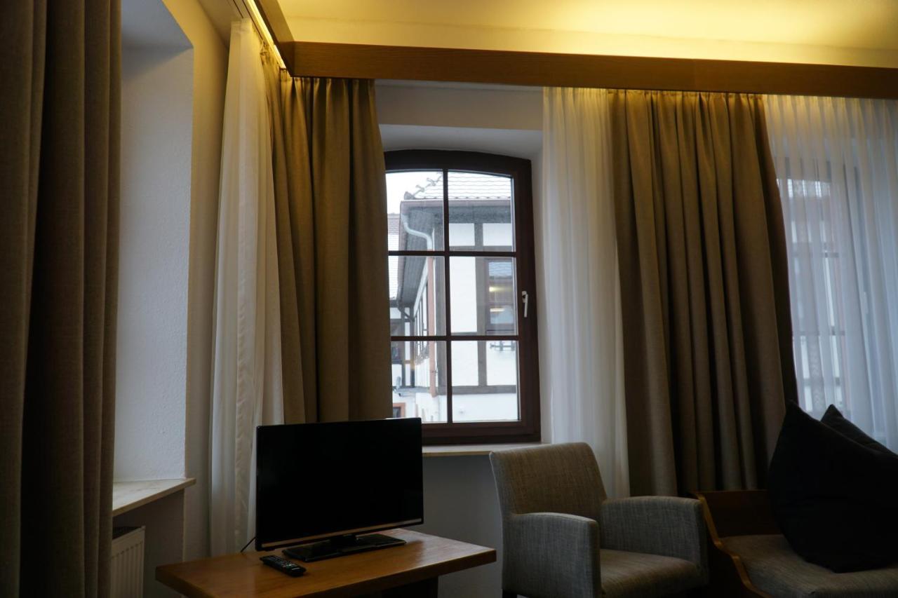 Hotel Zum Goldenen Ochsen ไมคัมเมอร์ ภายนอก รูปภาพ